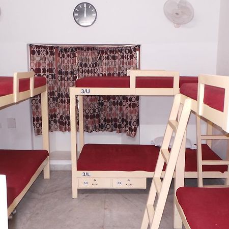 Elements Hostel Madras Buitenkant foto